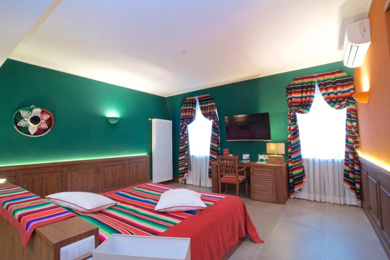 Hotel Design Suite Tirano