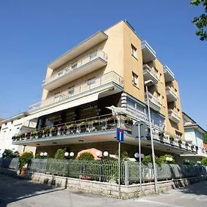 Luca Hotel Rimini