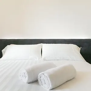 Hotel Domus Cavour Rooms&suites