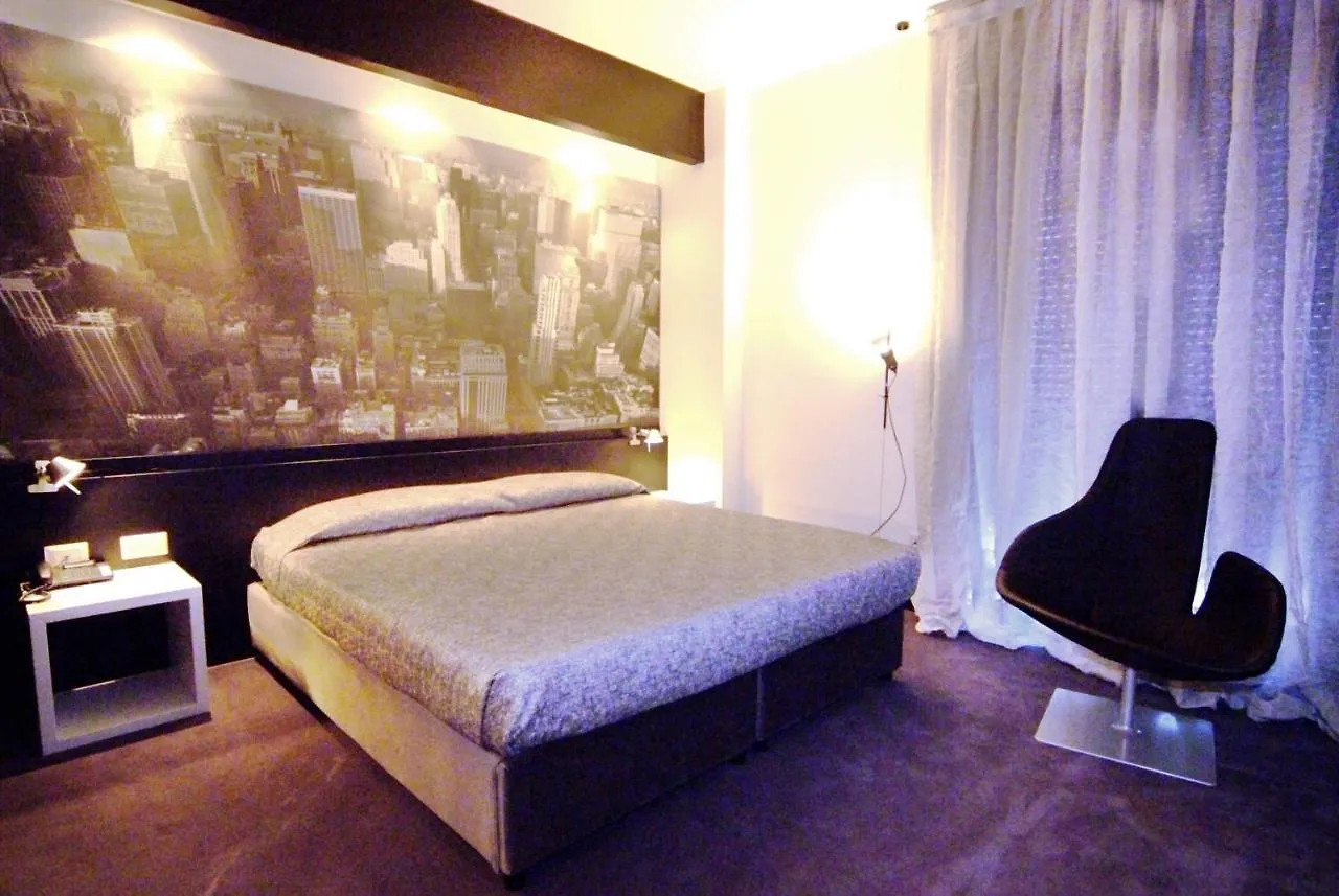 *** Hotel Design Suite Tirano Italien