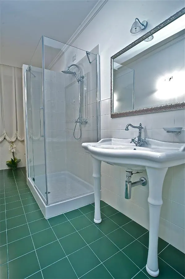 *** Hotel Design Suite Tirano Italien