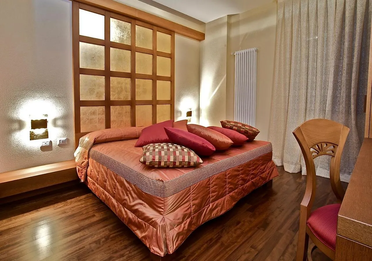 Design Suite Tirano Italien